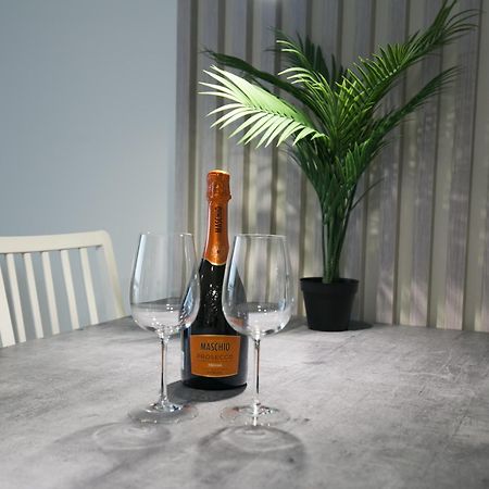 Sunset Resort Apartament Kapi 그르지보보 외부 사진